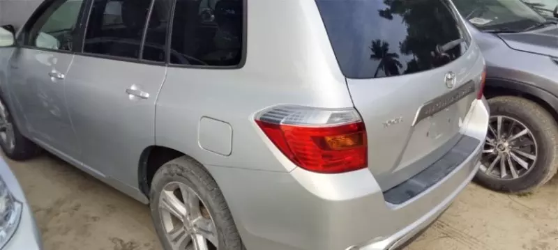 TOYOTA Highlander - 2008