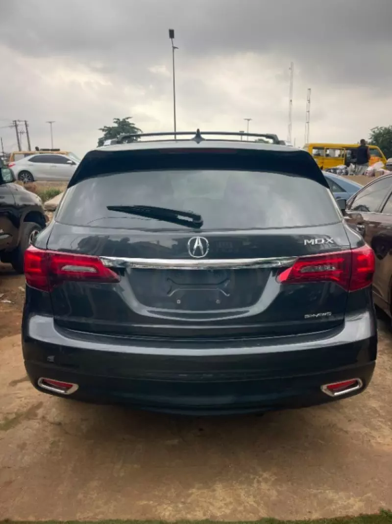 Acura MDX   - 2015