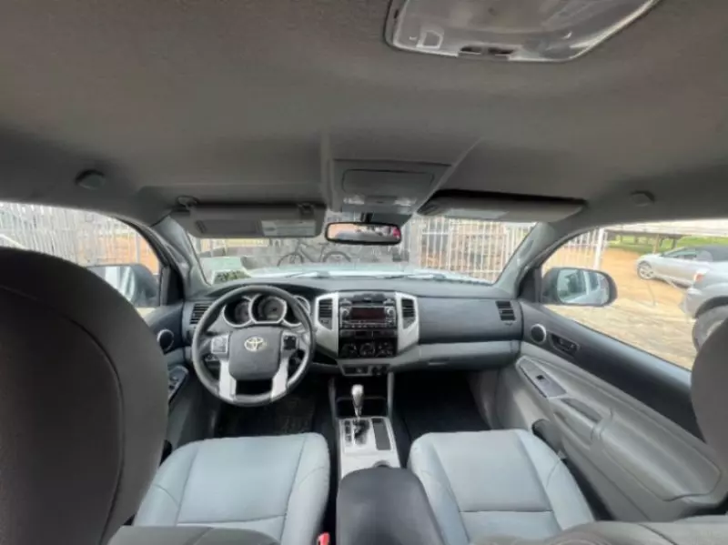 Toyota Tacoma   - 2012