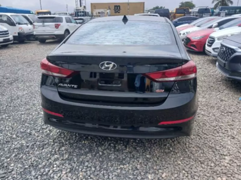 Hyundai Avante   - 2016