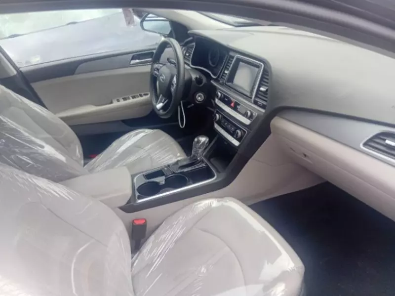 Hyundai Sonata   - 2018