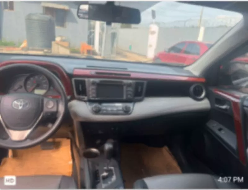 TOYOTA RAV4   - 2015
