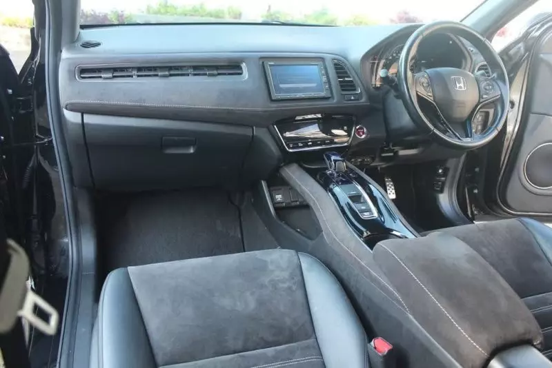 Honda Vezel    - 2018