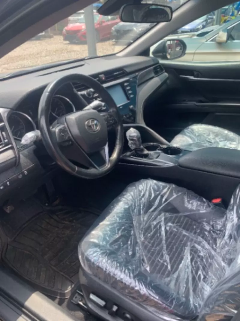 Toyota Camry   - 2020