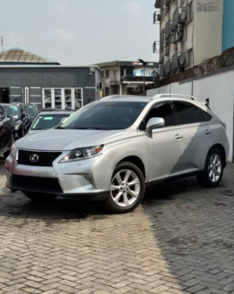 Lexus RX   - 2010