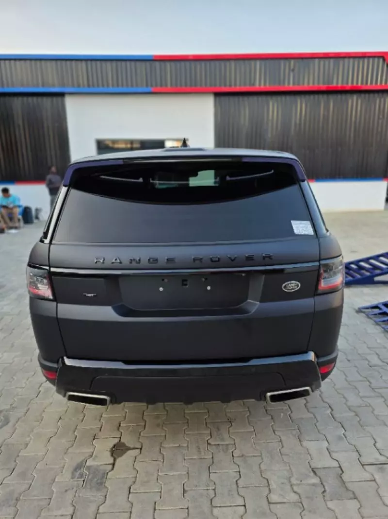 Land Rover Range Rover Sport - 2021