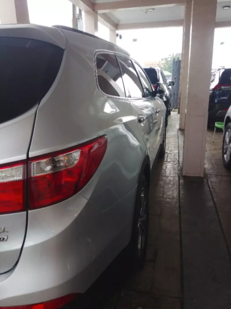 Hyundai Santa FE - 2015