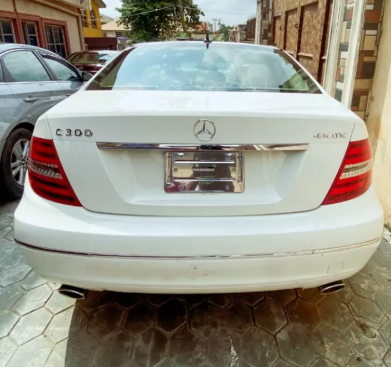 Mercedes-Benz C-Class   - 2012