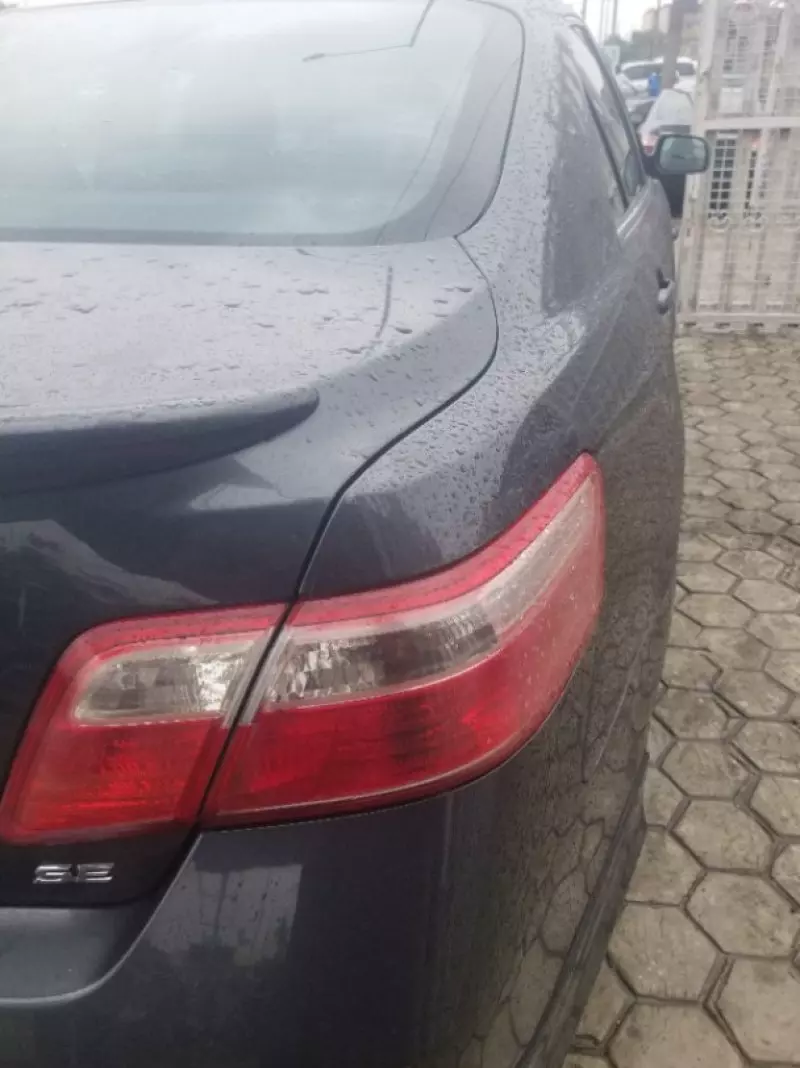 Toyota Camry   - 2007