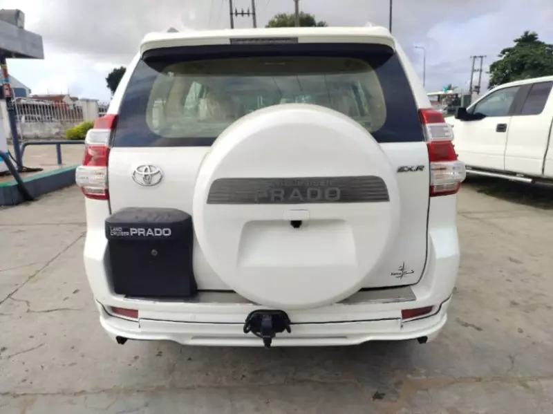 Toyota Prado   - 2014