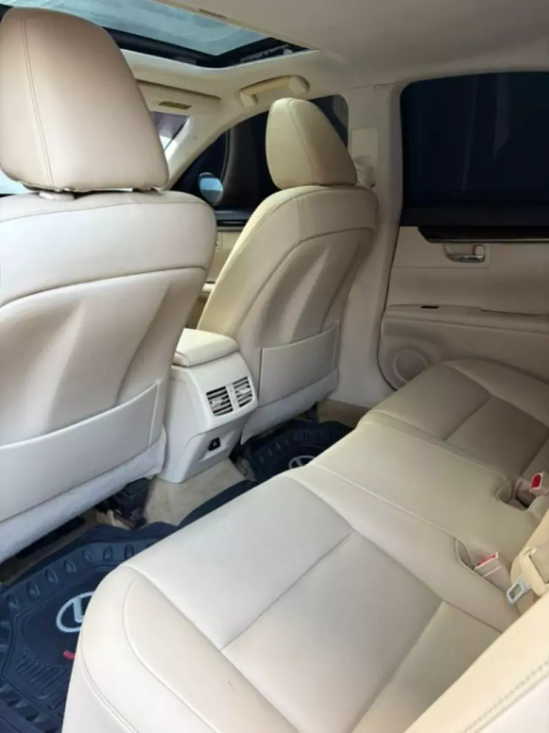 Lexus ES   - 2013