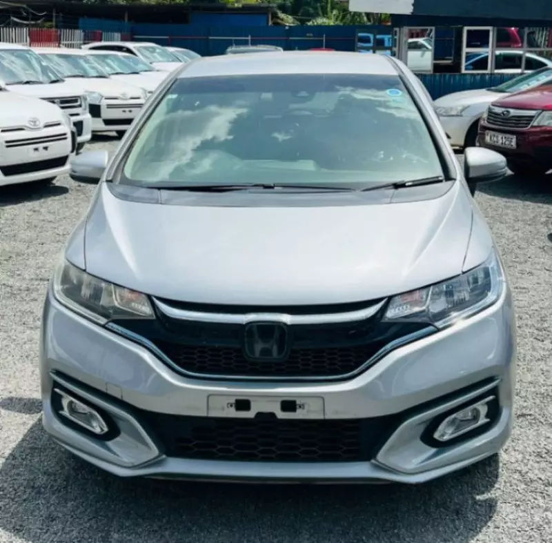 Honda FIT   - 2016