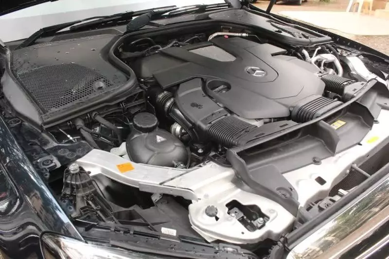 Mercedes-Benz E 400   - 2017