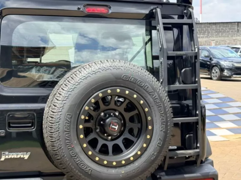 SUZUKI Jimny    - 2025