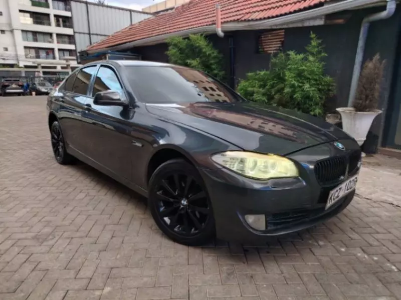 BMW 520 - 2013