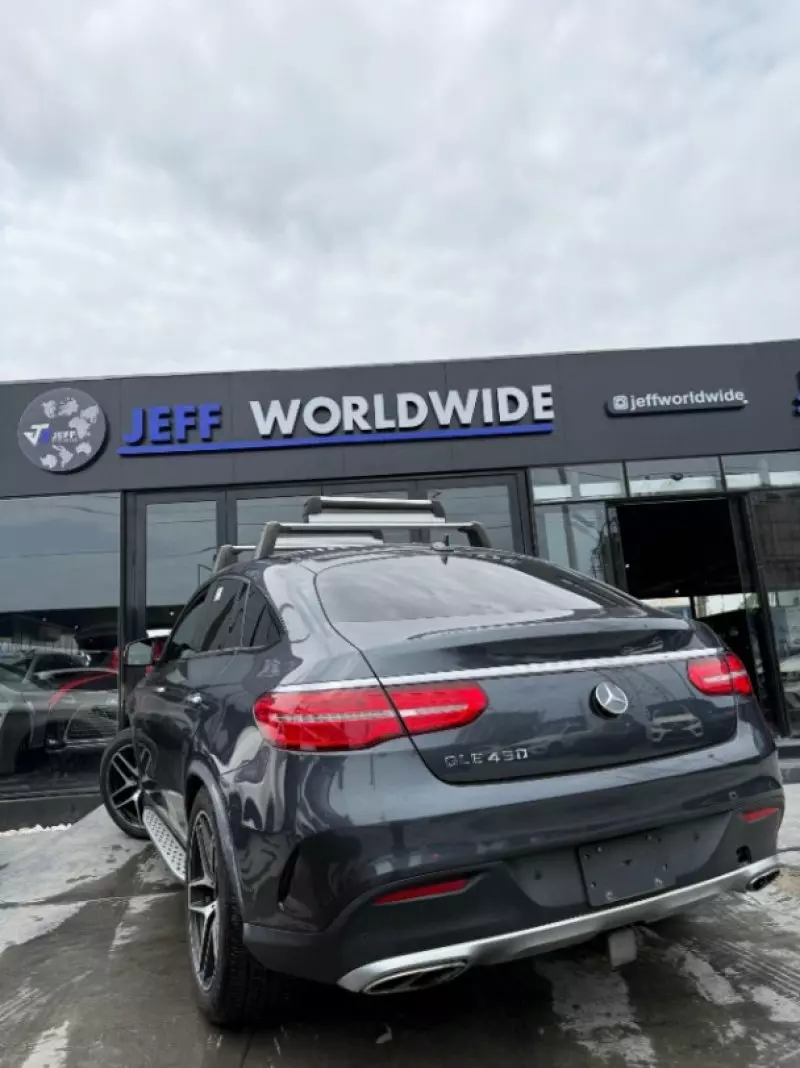 Mercedes-Benz GLE-Class   - 2016