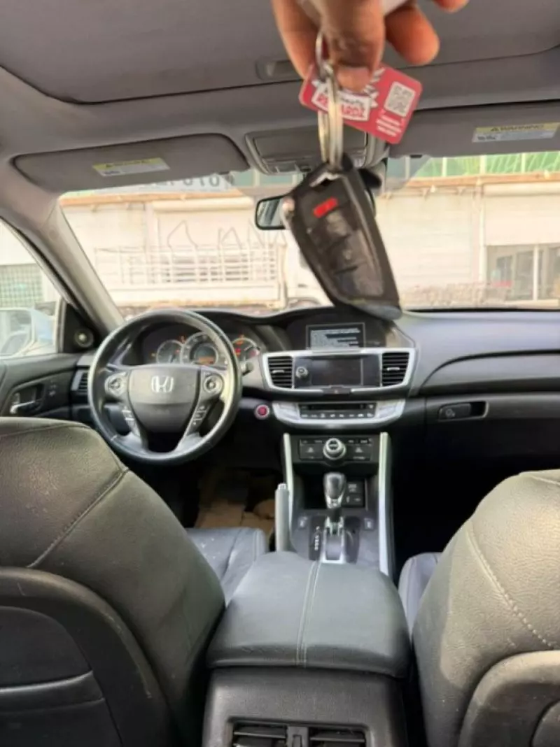 Honda Accord   - 2013