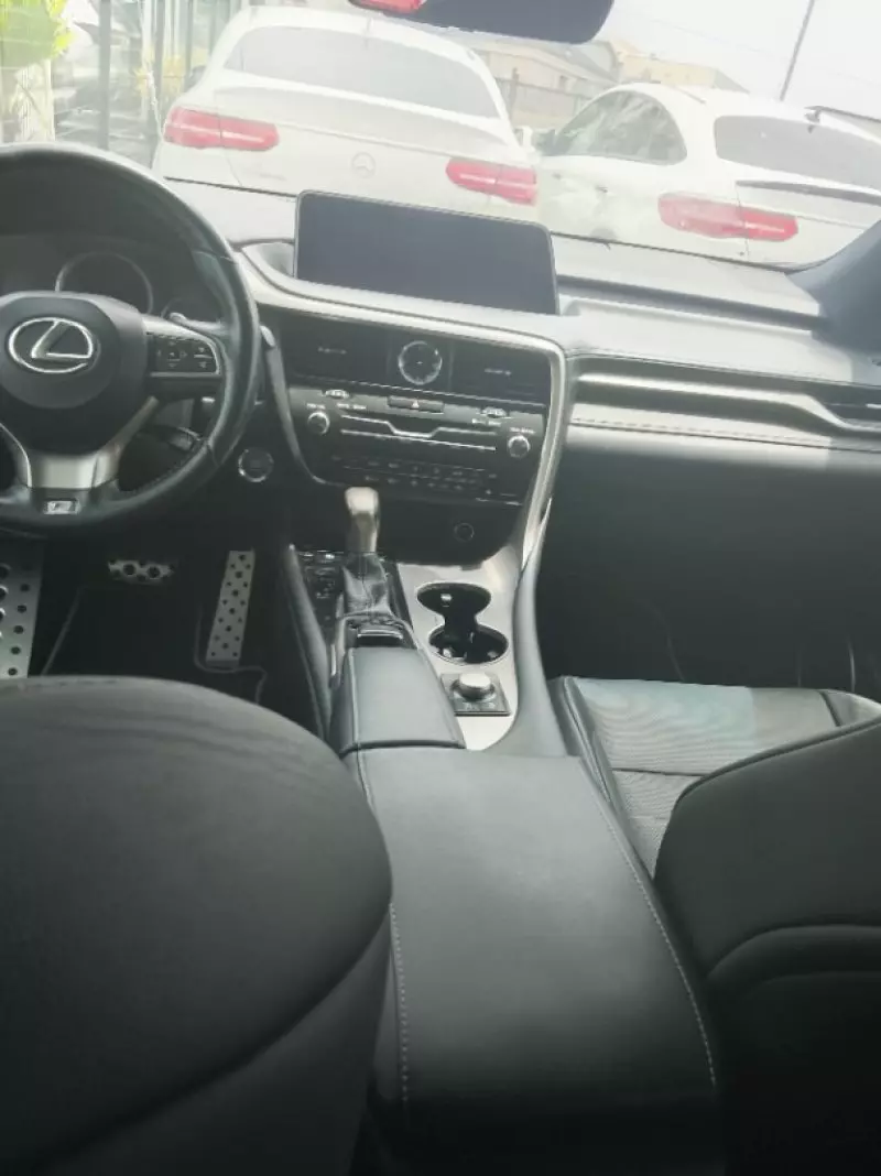 Lexus RX   - 2017