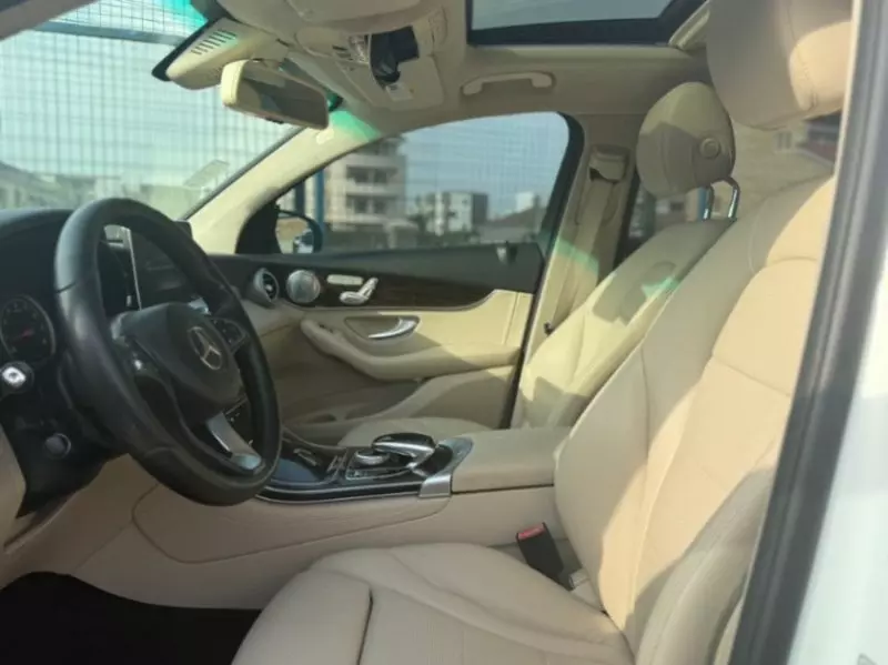 Mercedes-Benz GLC-Class   - 2017