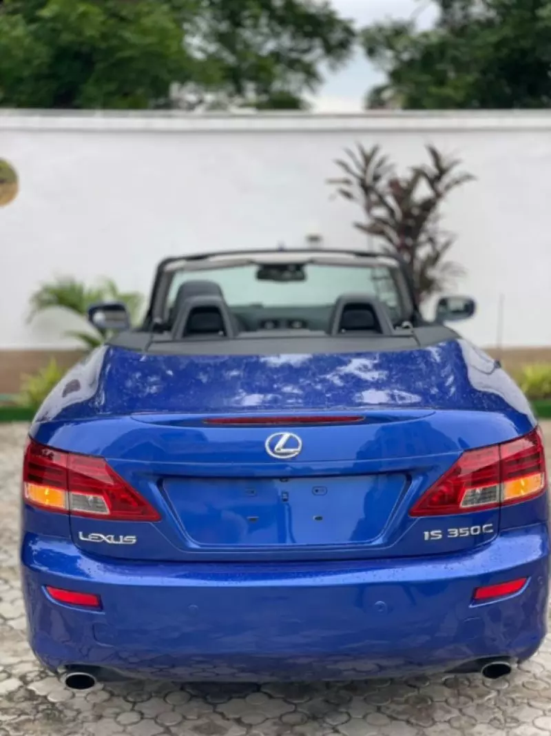Lexus IS 350   - 2010
