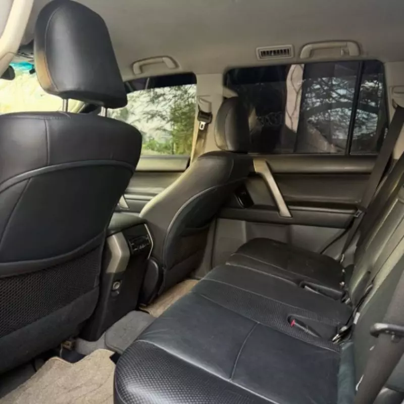 Toyota Land Cruiser Prado   - 2013