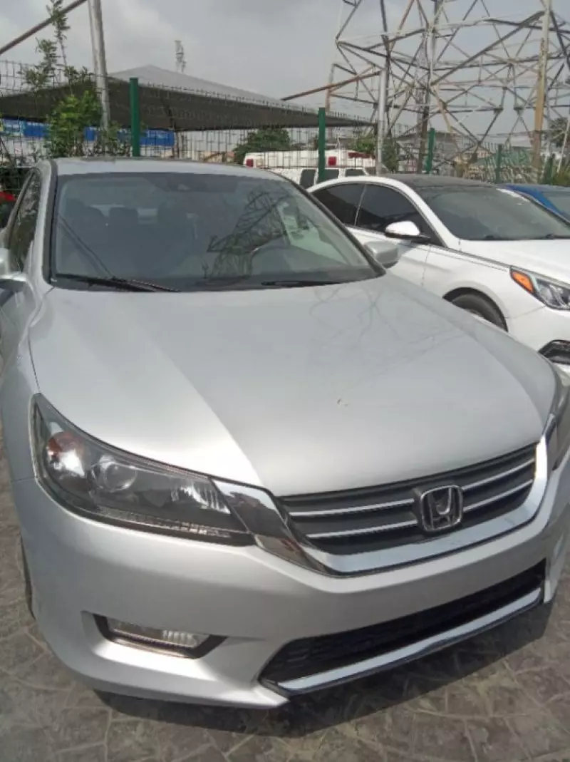 Honda Accord   - 2013