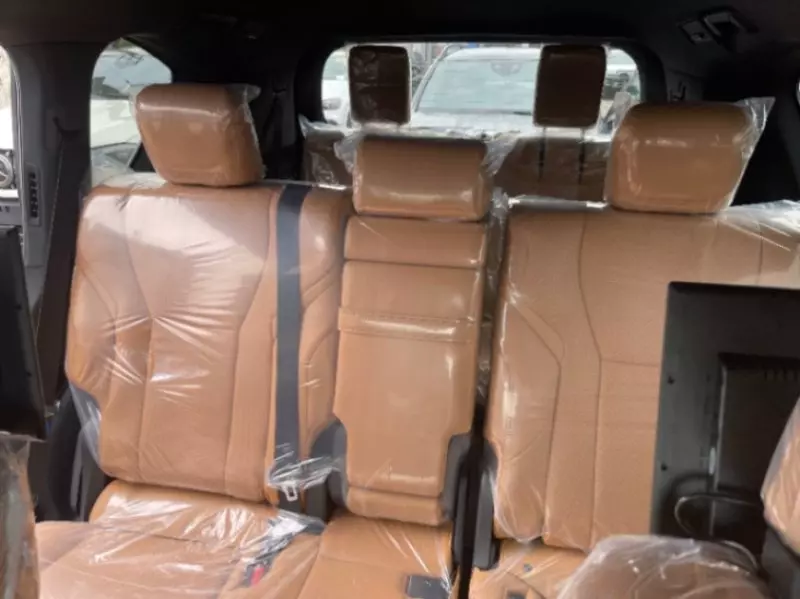 Lexus LX 600 - 2022