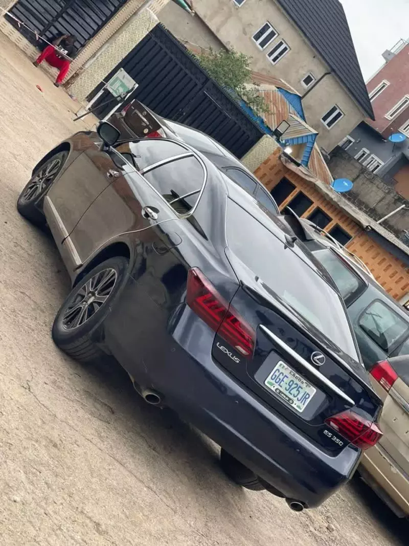Lexus ES 350 - 2010
