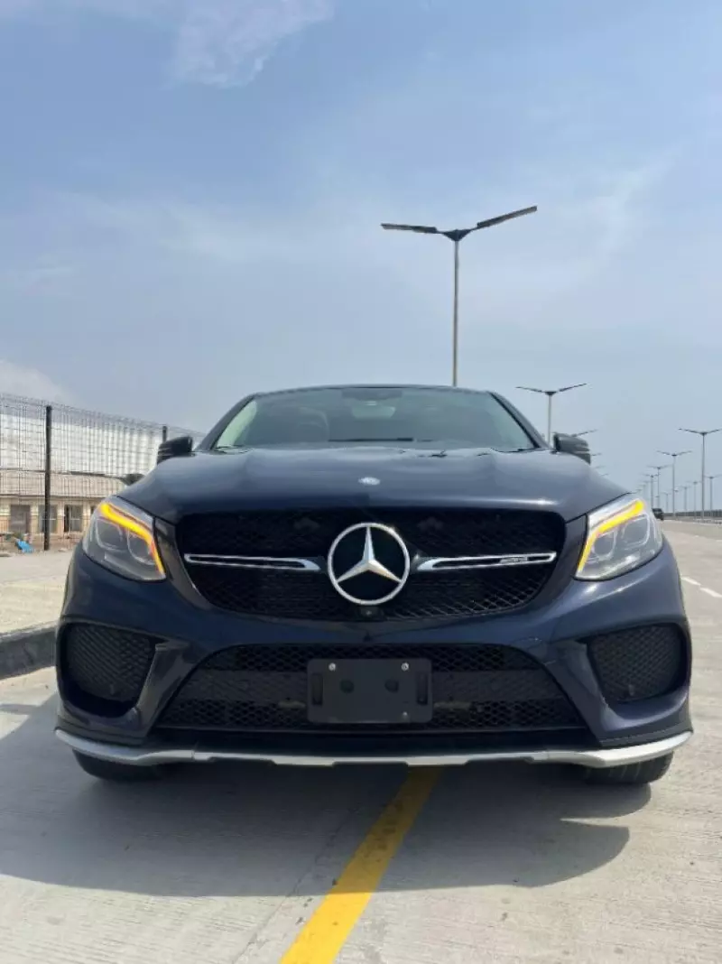 Mercedes-Benz GLE 43 AMG   - 2017