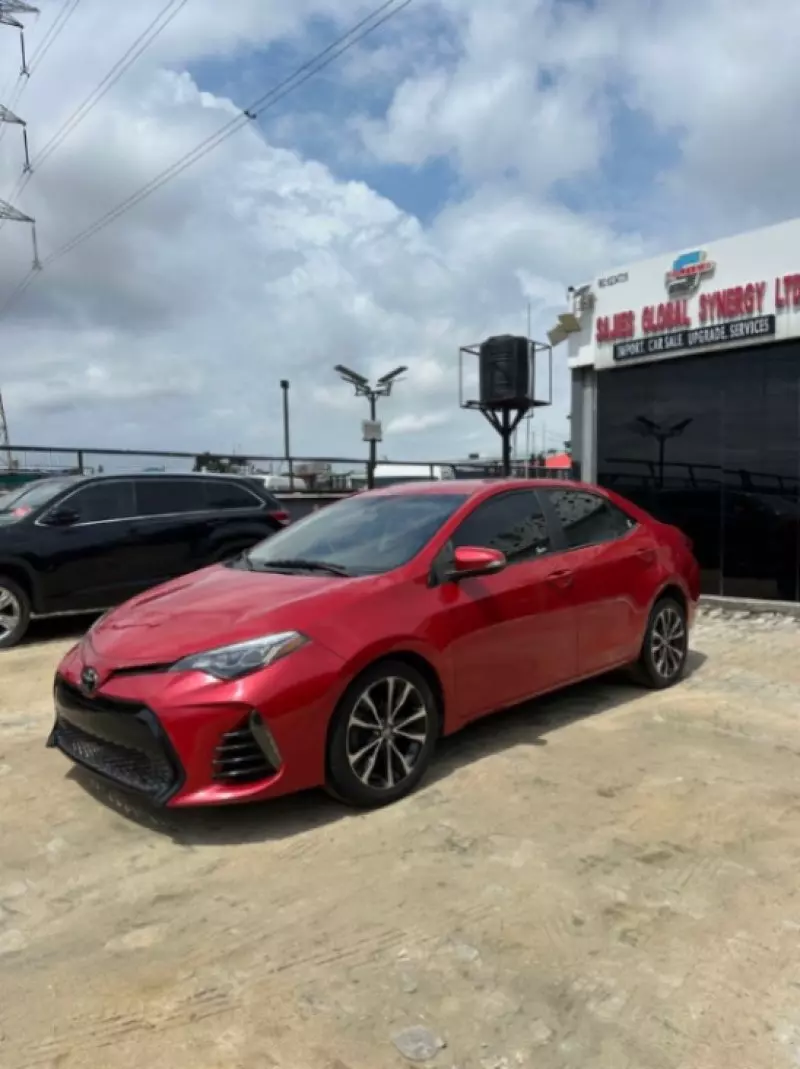 Toyota Corolla   - 2013