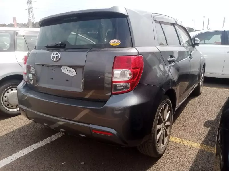 Toyota Ist    - 2012