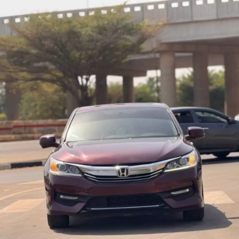 Honda Accord   - 2016