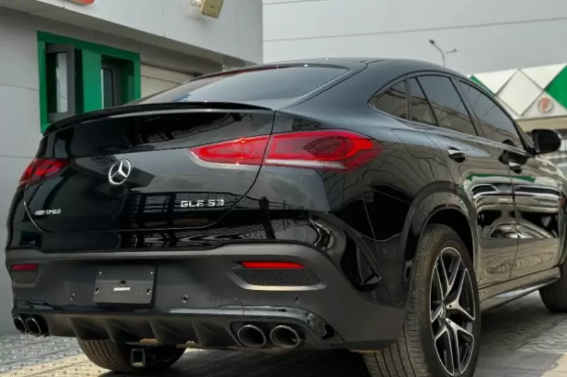 Mercedes-Benz GLE 53 AMG   - 2021