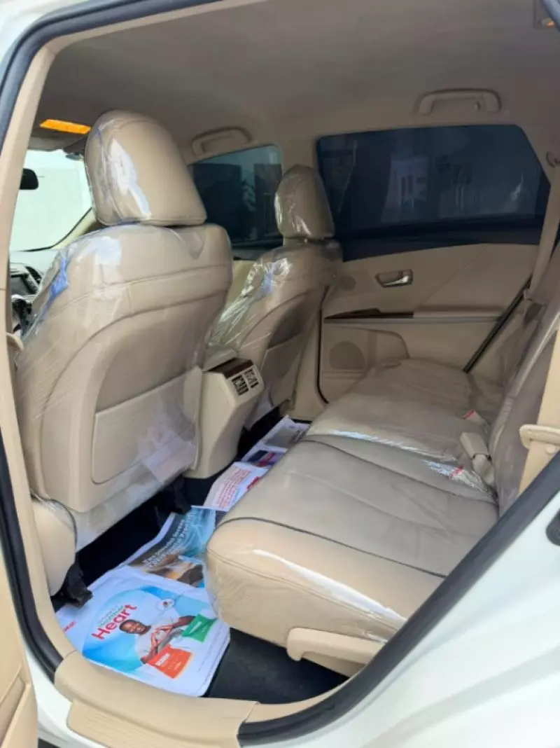 TOYOTA Venza - 2010