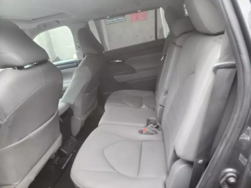 TOYOTA Highlander   - 2020