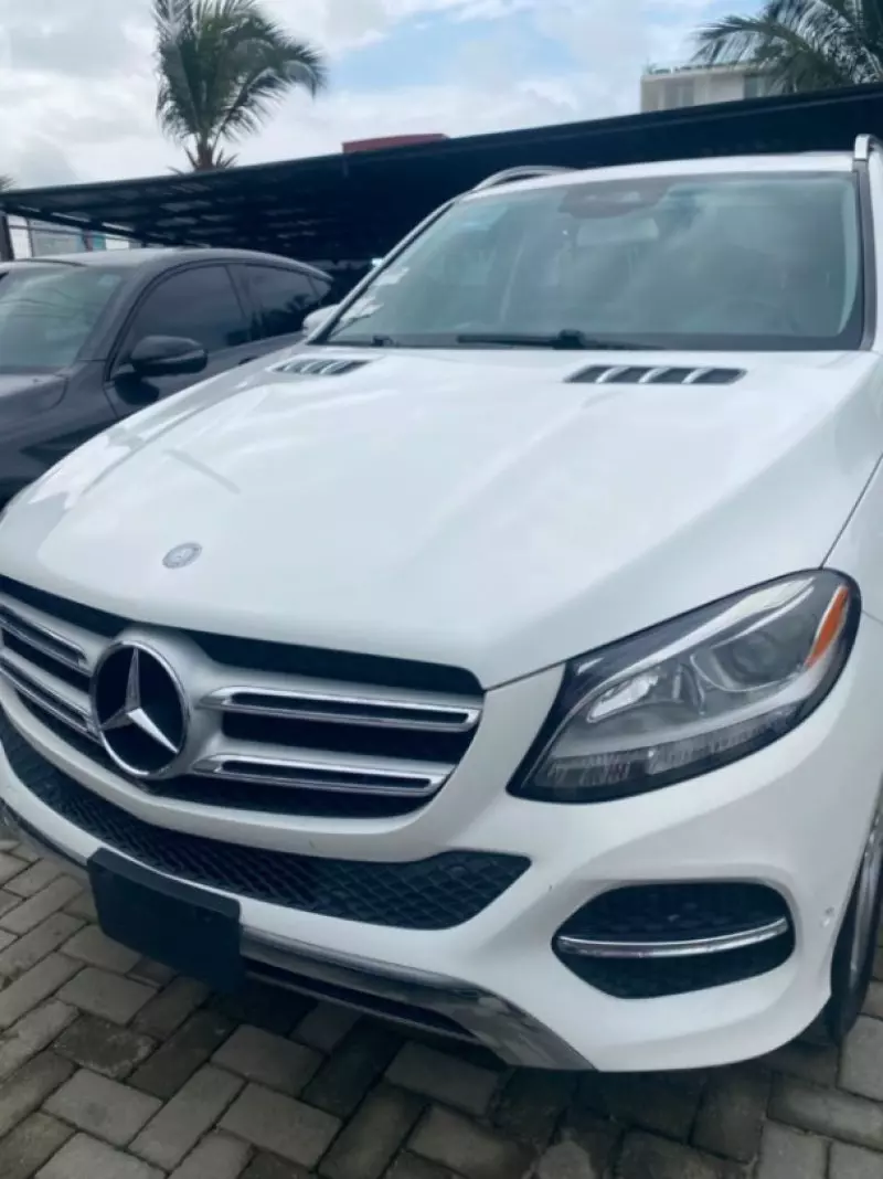 Mercedes-Benz GLE 350   - 2016