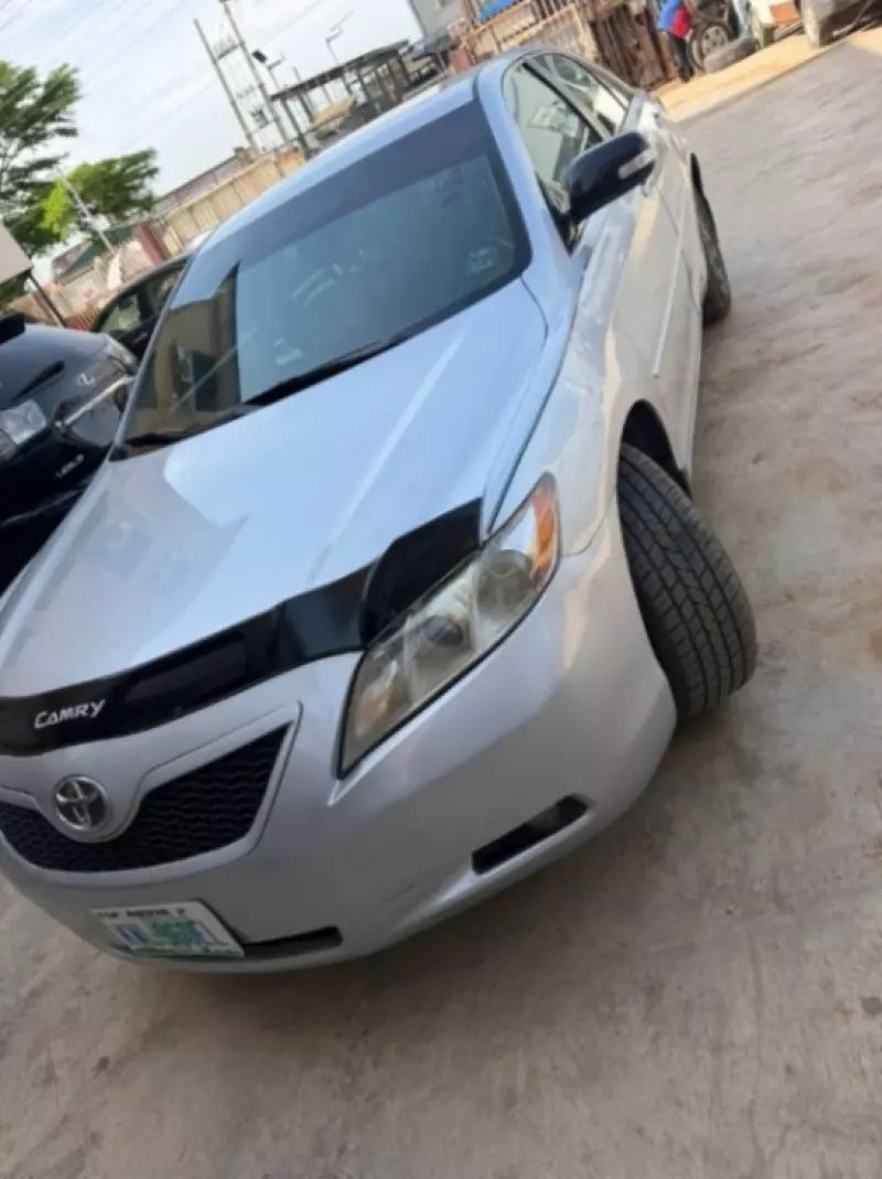 Toyota Camry   - 2007