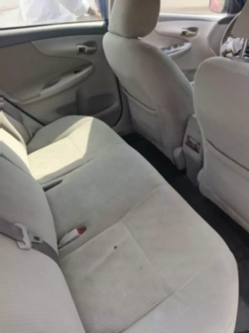 Toyota Corolla   - 2010