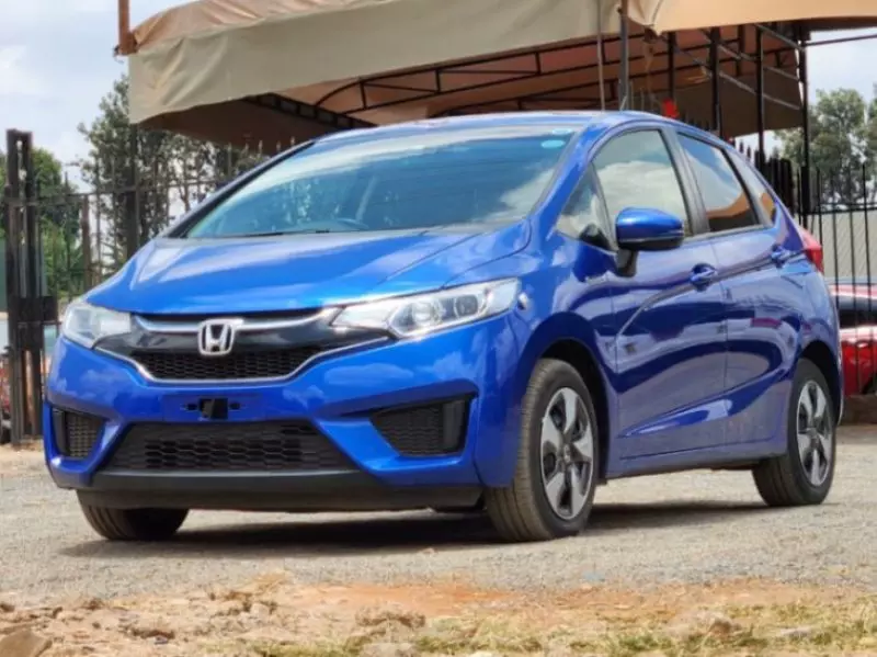 Honda Fit Hybrid    - 2017