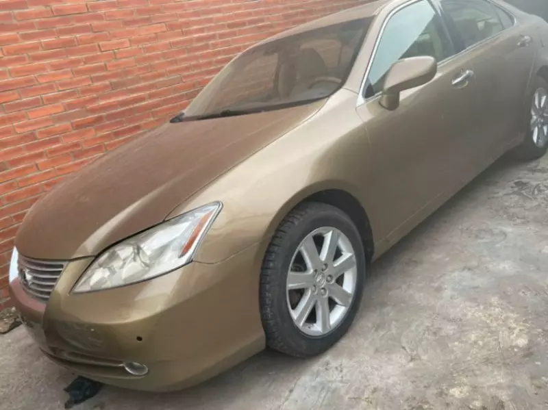 Lexus ES   - 2009