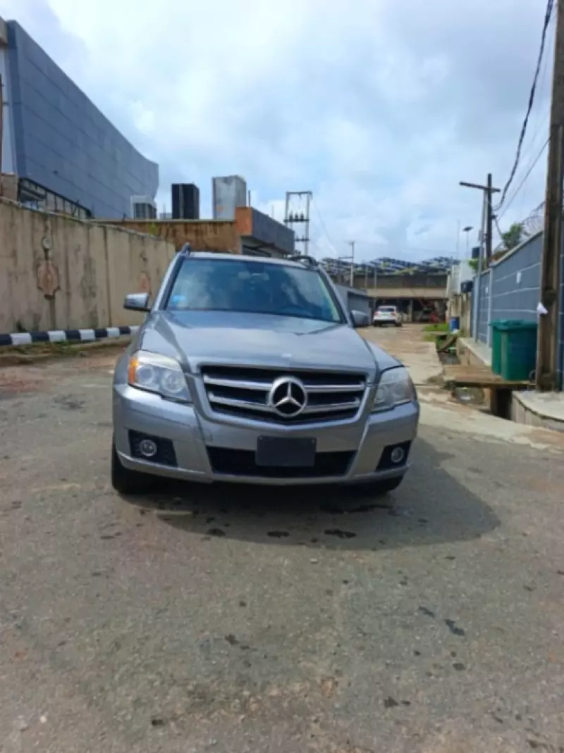 Mercedes-Benz GLK 350   - 2011