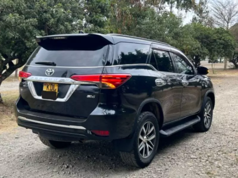 TOYOTA Fortuner   - 2016