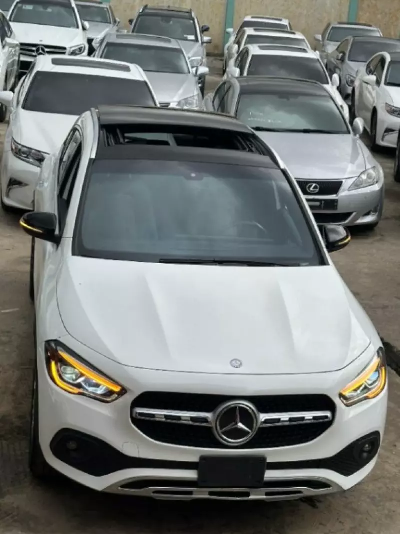 Mercedes-Benz GLA 250   - 2021