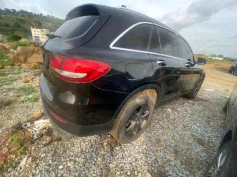 Mercedes-Benz GLC 300 - 2018