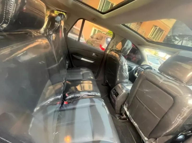 Ford Edge   - 2012
