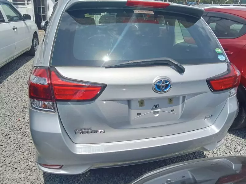 TOYOTA Fielder    - 2020