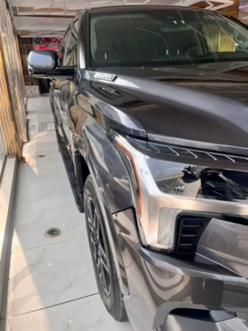 Toyota Sequoia   - 2024