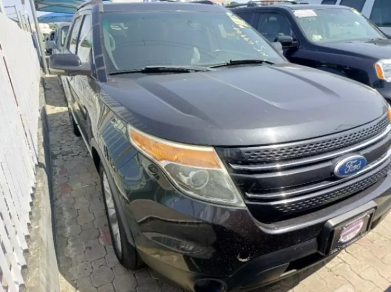 Ford Explorer LTD 3.5L   - 2011