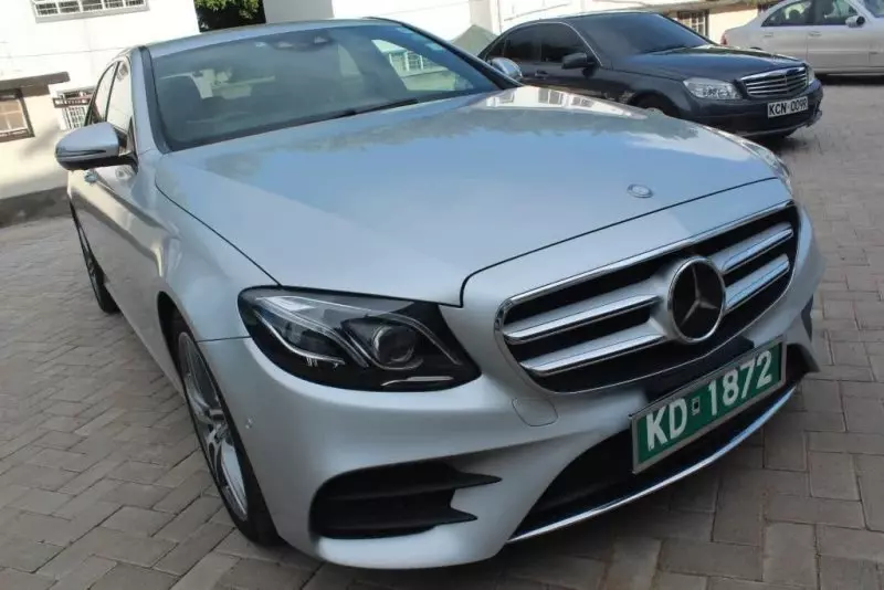 Mercedes-Benz E200   - 2016