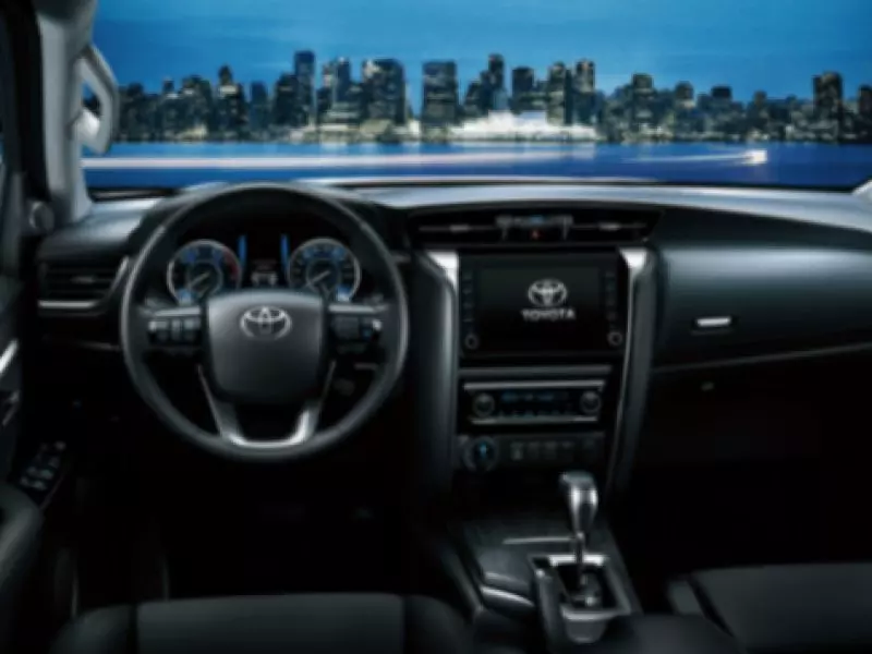 Toyota Fortuner   - 2026